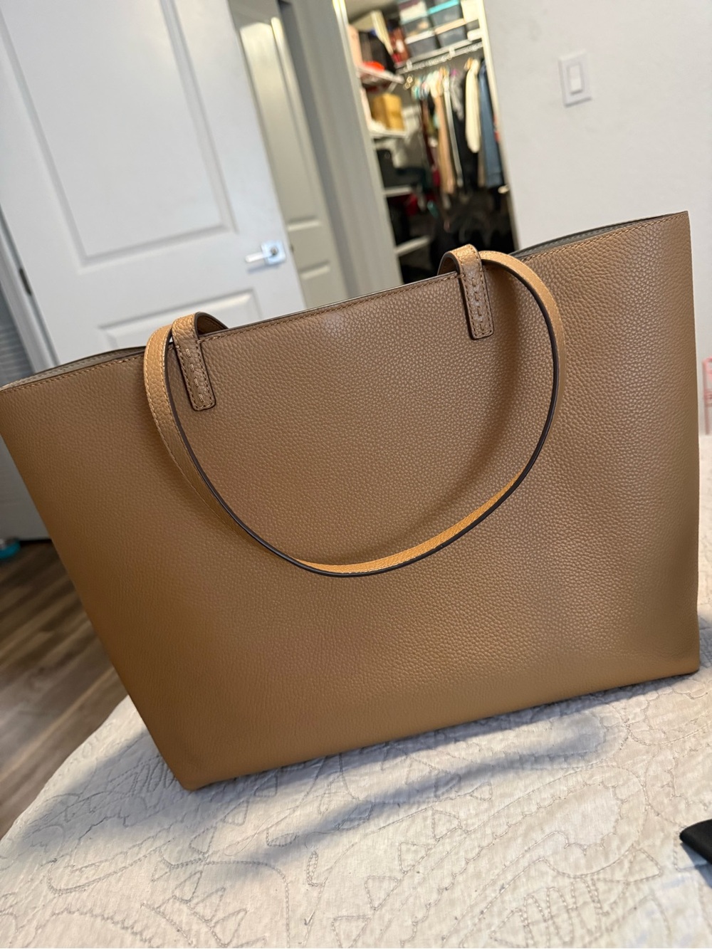 Tory Burch McGraw Tote Tiramisu - Picture 4 of 6